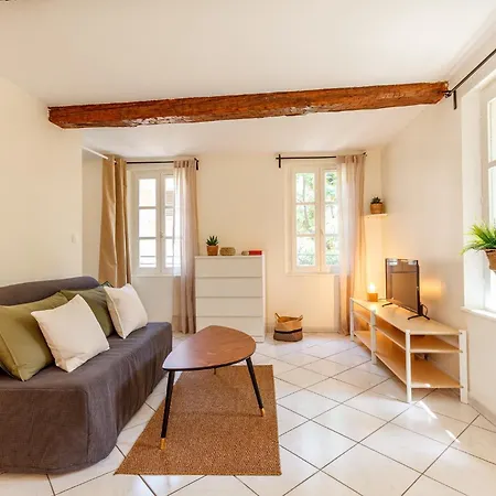 Cozy And * Toulon
